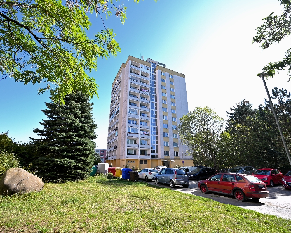 2-IZBOVÝ BYT 63,5 m², BANSKÁ BYSTRICA